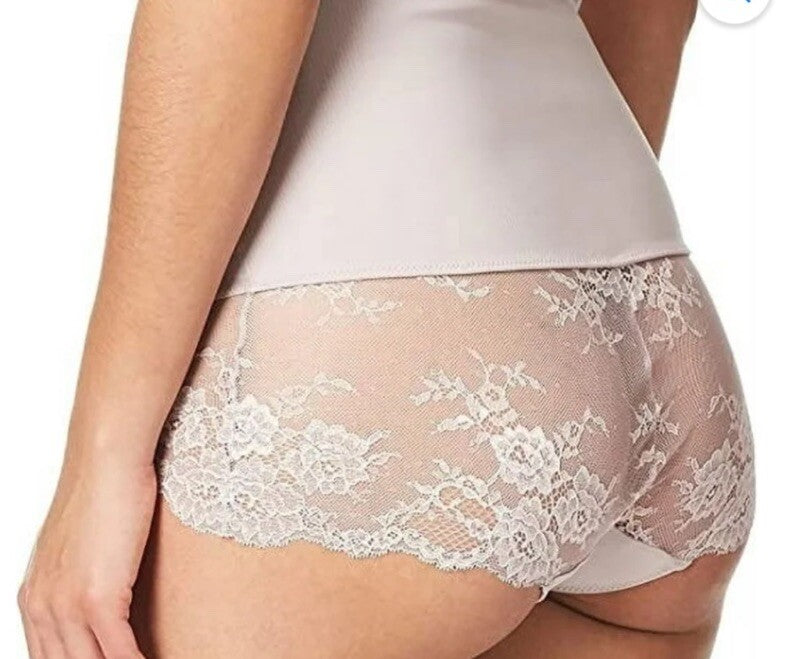 NEW Maidenform Tame Your Tummy High Waist Shaping Brief DMS704 Women’s Medium