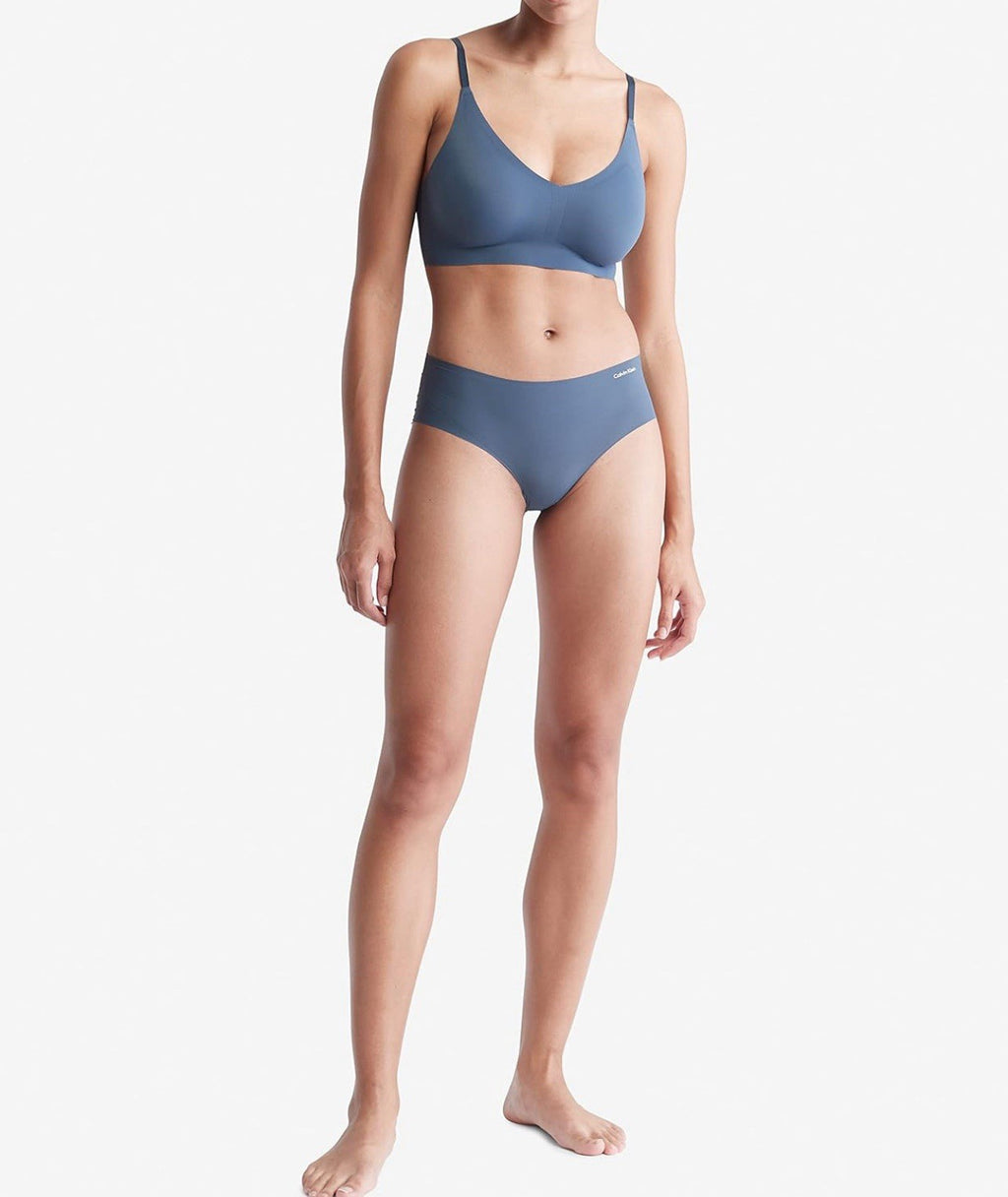 Calvin Klein Women's Invisibles Hipster Panty Size M Color Blue Edge
