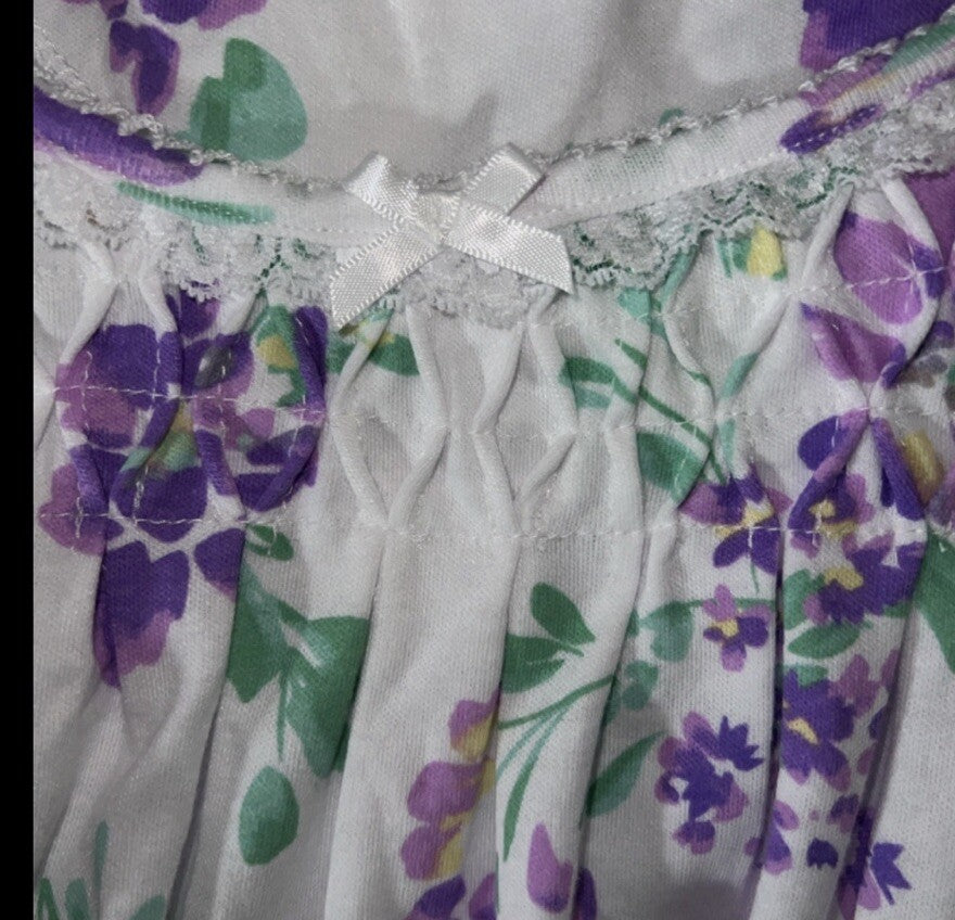 Miss Elaine Women's Floral Short-Sleeve Nightgown - Lavender Flowers White SZ S