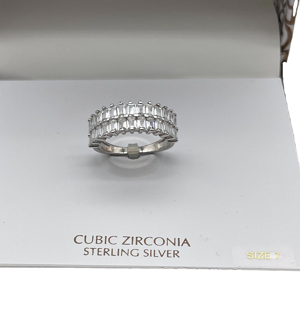 Sterling Zirconia Sterling Silver Women’s Beautiful Ring Size 7