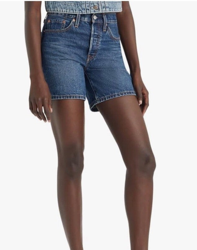 levis 501 mid thigh shorts Women’s 32W Color Pleased To Meet You 