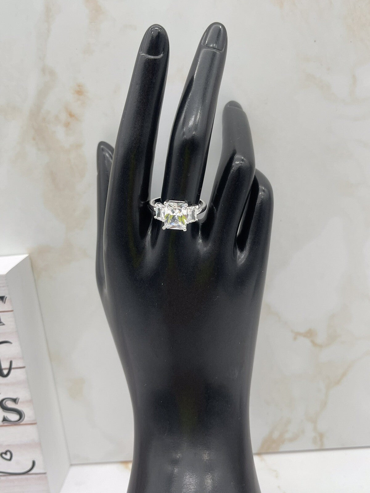 Character Club Cubic Zirconia Silver Plated Women’s Ring Size 9-