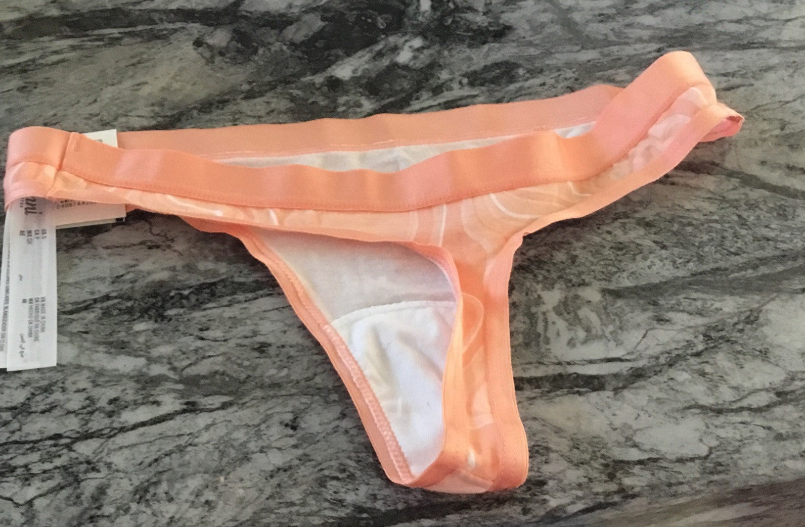 Jenni Women's Thong Jagged Lines Small 