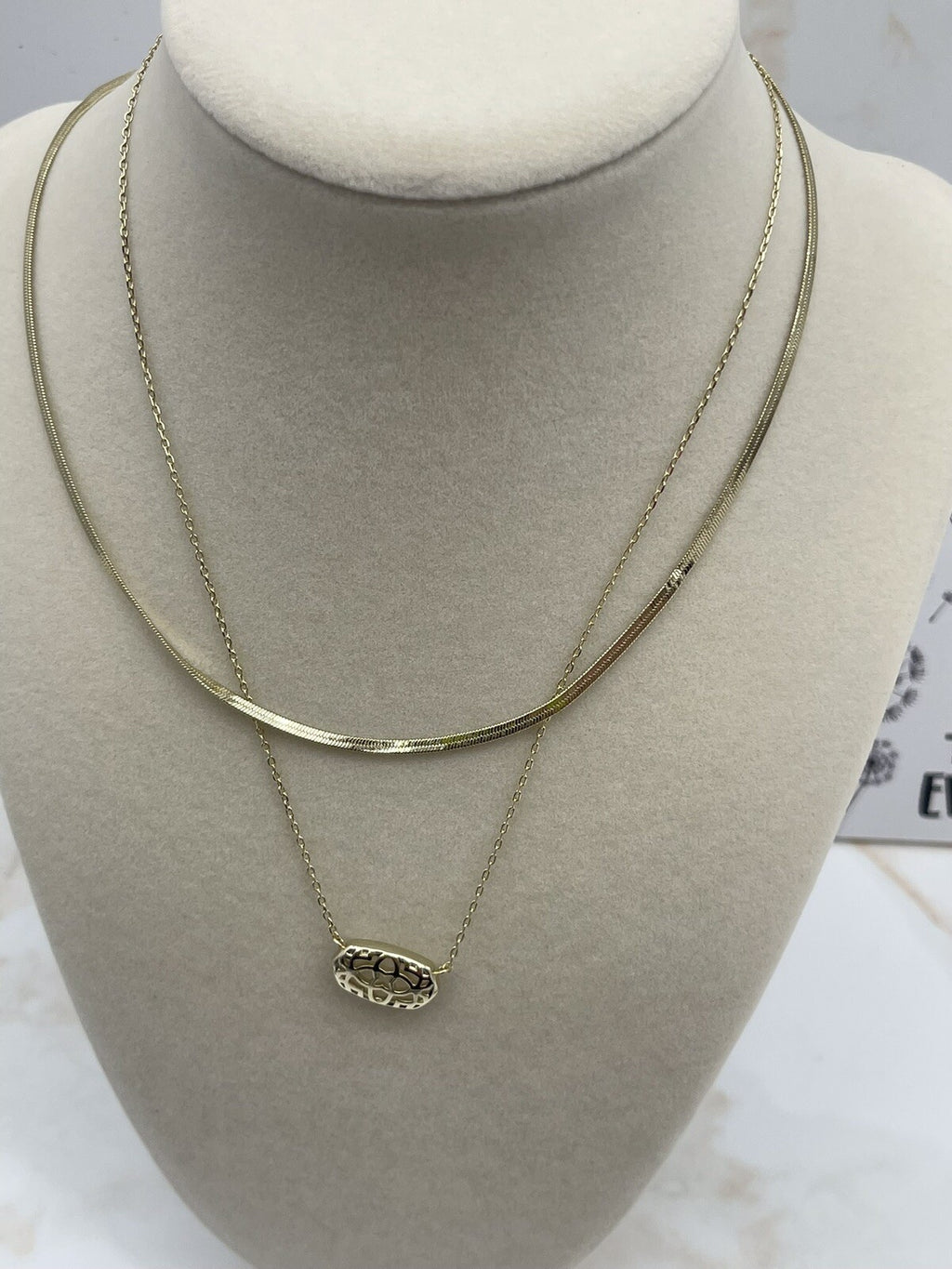 Kendra Scott Gold Tone Double Strand Chain Necklace with Stone  15-18” GORGEOUS