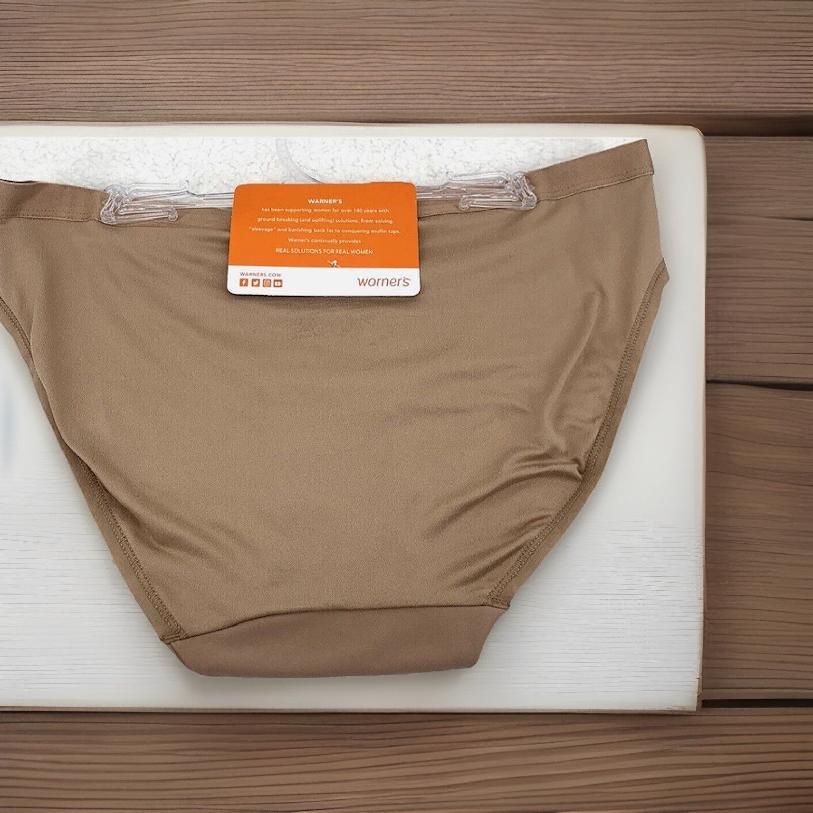 Warner's Cloud 9 Women's Bikini Size-Large Being Smooth Invisible Look Microfibe