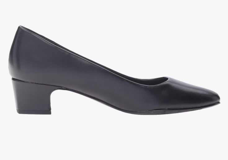 Easy Street Prim Kitten Heel Pumps Black 8 1/2 W