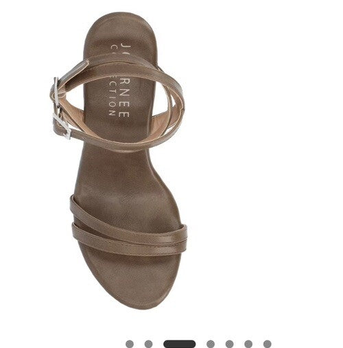 Journee Collection Women’s Emerynn Tru Comfort Foam Platform Brown Size 10