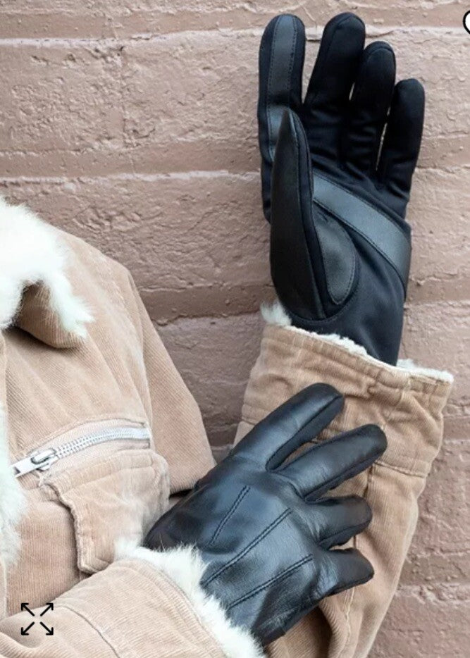 Isotoner Gloves Signature Women's S/M Black Stretch Leather Touchscreen