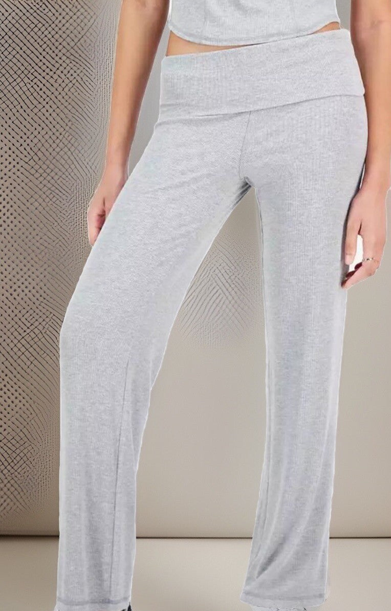 Ultra Flirt Juniors' High Rise Foldover-Waist Ribbed Knit Pants Grey Whisper L