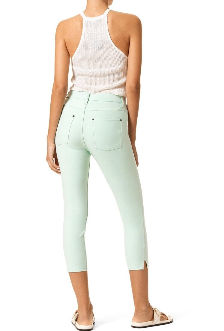 HUE Women's Ankle Slit Essential Denim Capri Leggings, Aqua Foam Size Small 