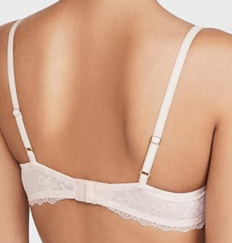B.Tempted NWT Women's  Lace Encounter Contour T-shirt Bra Size 32D