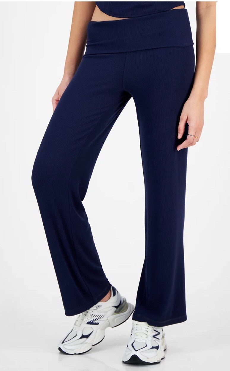 Ultra Flirt Juniors' High Rise Foldover-Waist Ribbed Knit Pants Black L