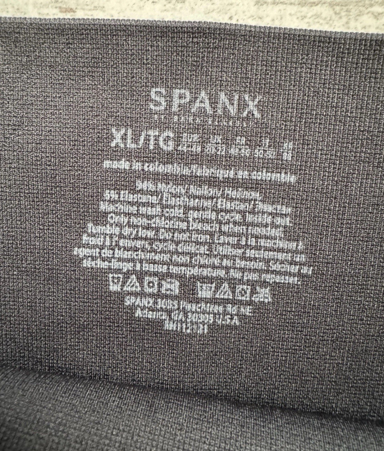 Spanx Look At Me Now Leggings Size XL Heather Camo Print Seamless Tummy Control