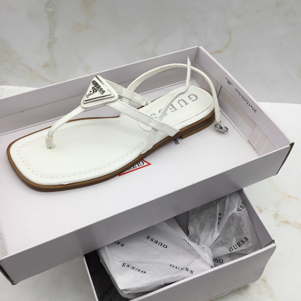GUESS Women's Rainey Logo Sqaure Toe T-Strap Flat Sandals White 6M