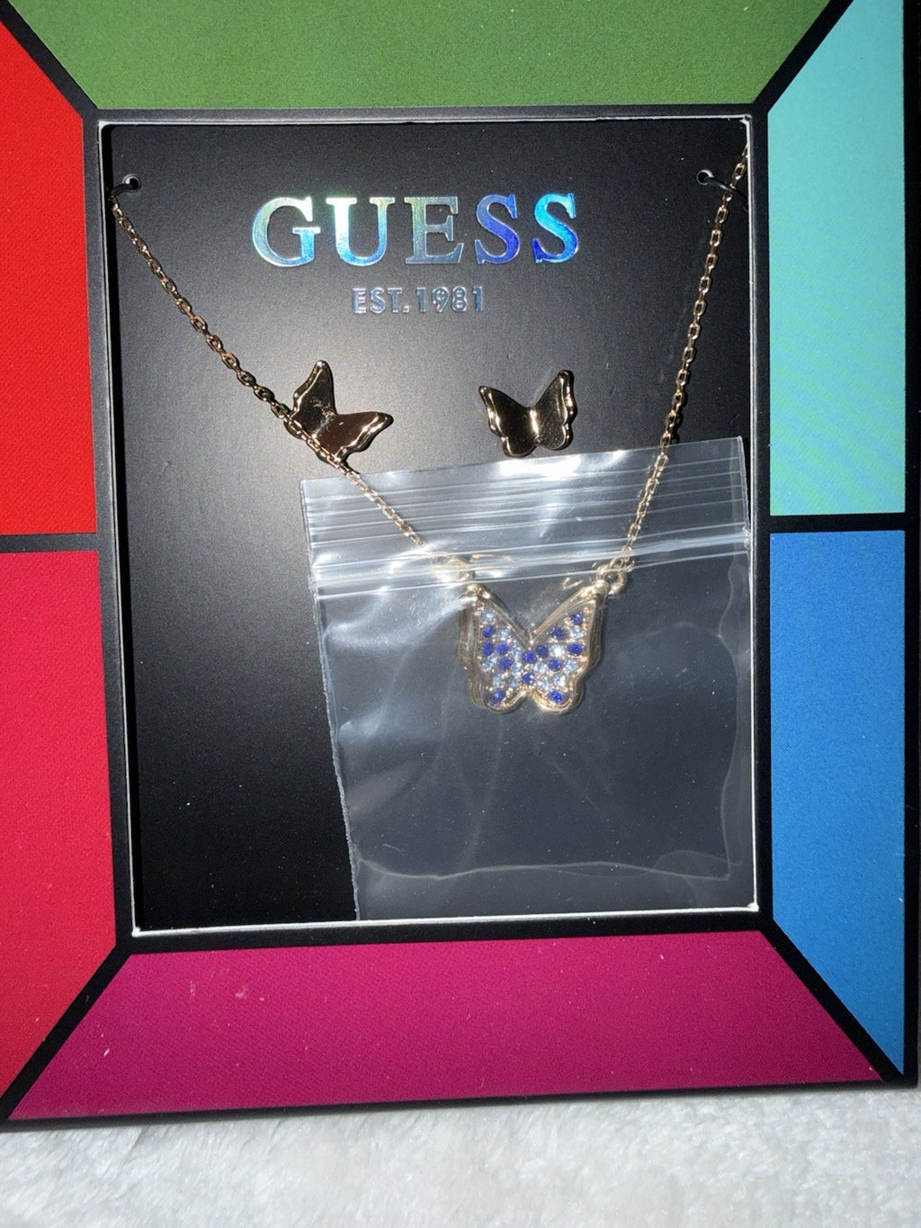 GUESSCrystal Butterfly Pendant Necklace & Stud Earrings Gift Set length: 16"