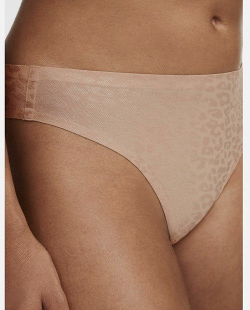 Chantelle Seamless Soft Stretch Thong Beige OS