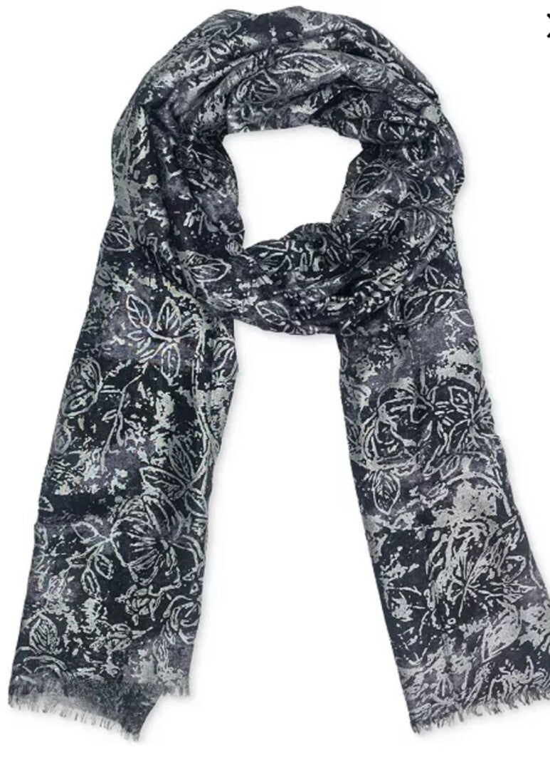 NWT Patricia Nash Bark Leaves Scarf
