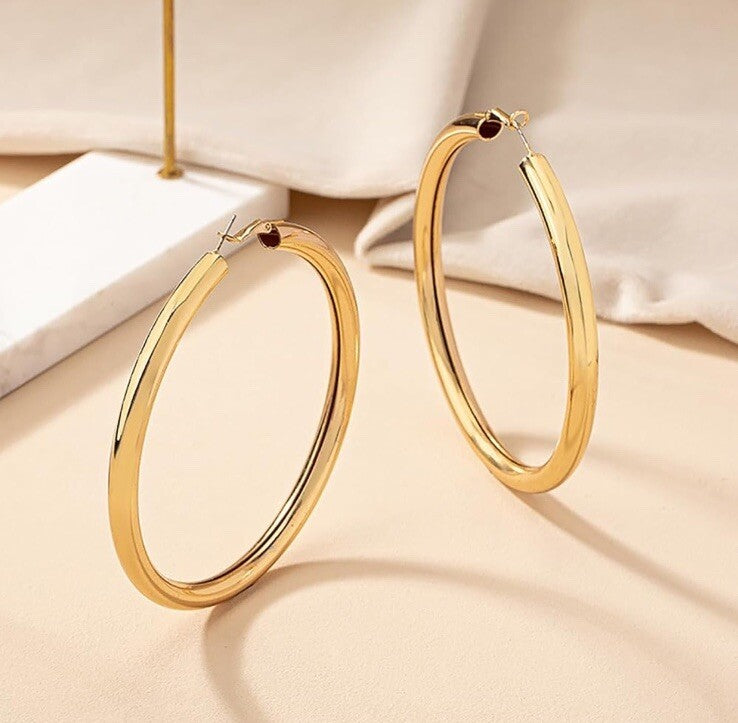 Bold Elements Large Hoops 