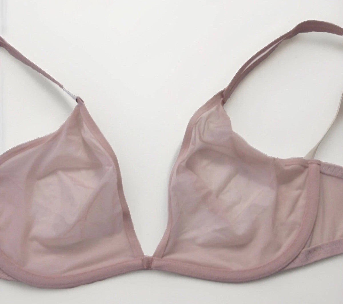 Calvin Klein Women's Sheer Marquisette Unlined Plunge Bra Beige 38D