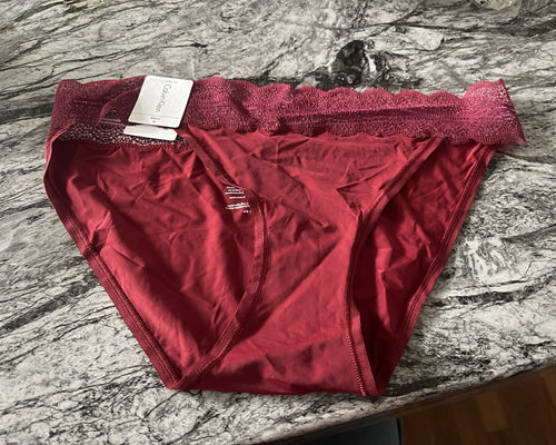 Calvin Klein Women's Lace Trim Bikini Underwear QD3838 M Red Carpet 