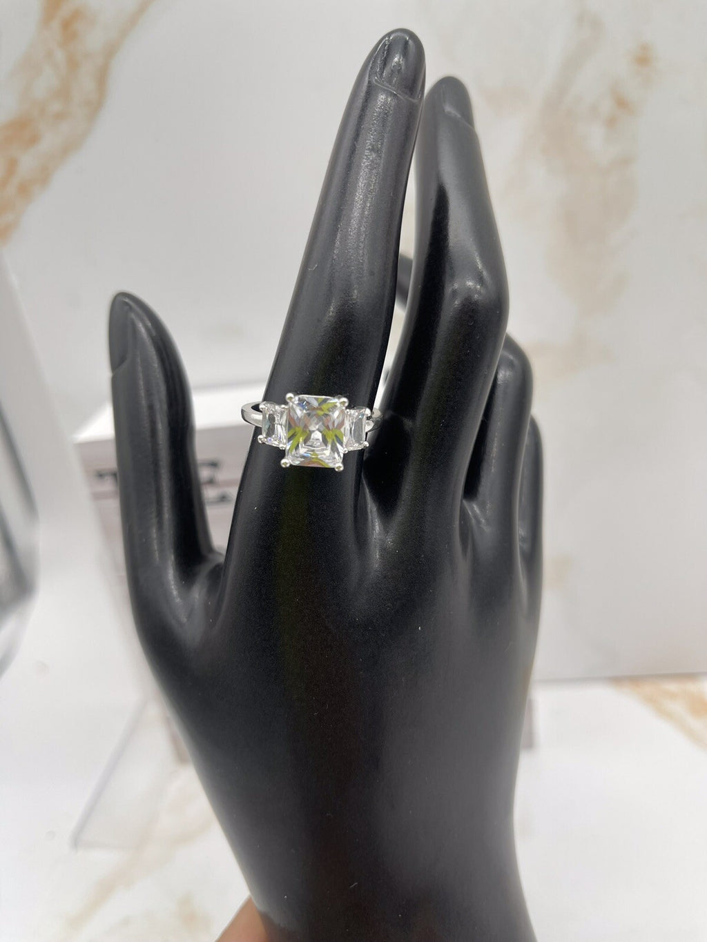 Character Club Cubic Zirconia Silver Plated Women’s Ring Size 9-