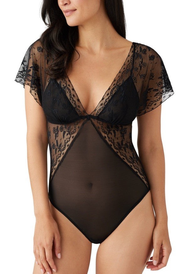 Wacoal Women's Lifted in Luxury Flutter-Sleeve Lace Bodysuit Black XL