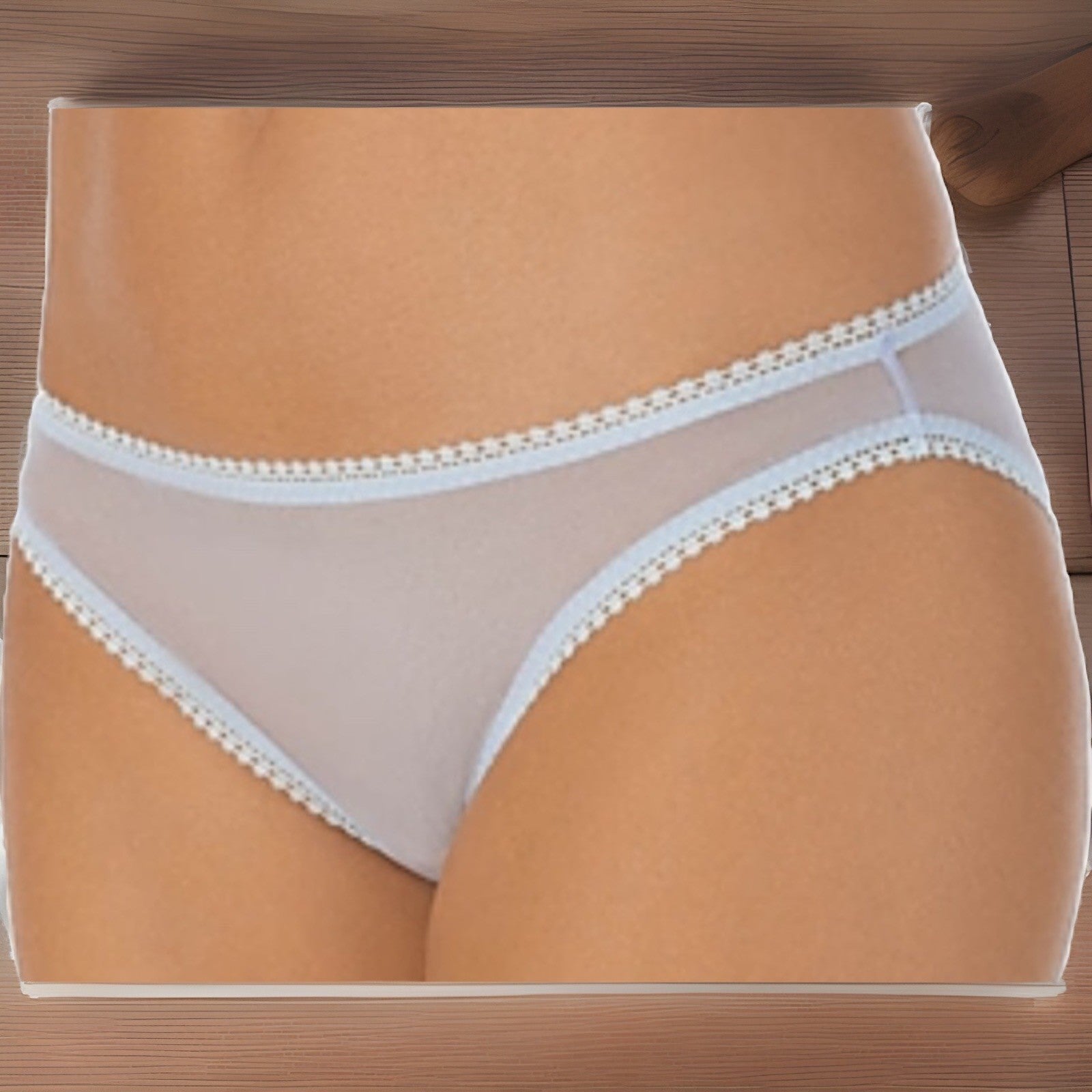 On Gossamer Mesh Hip Bikini Baby Lavender L 