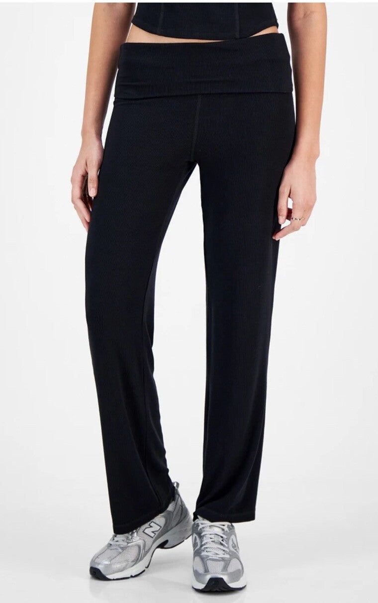Ultra Flirt Juniors' High Rise Foldover-Waist Ribbed Knit Pants Black L