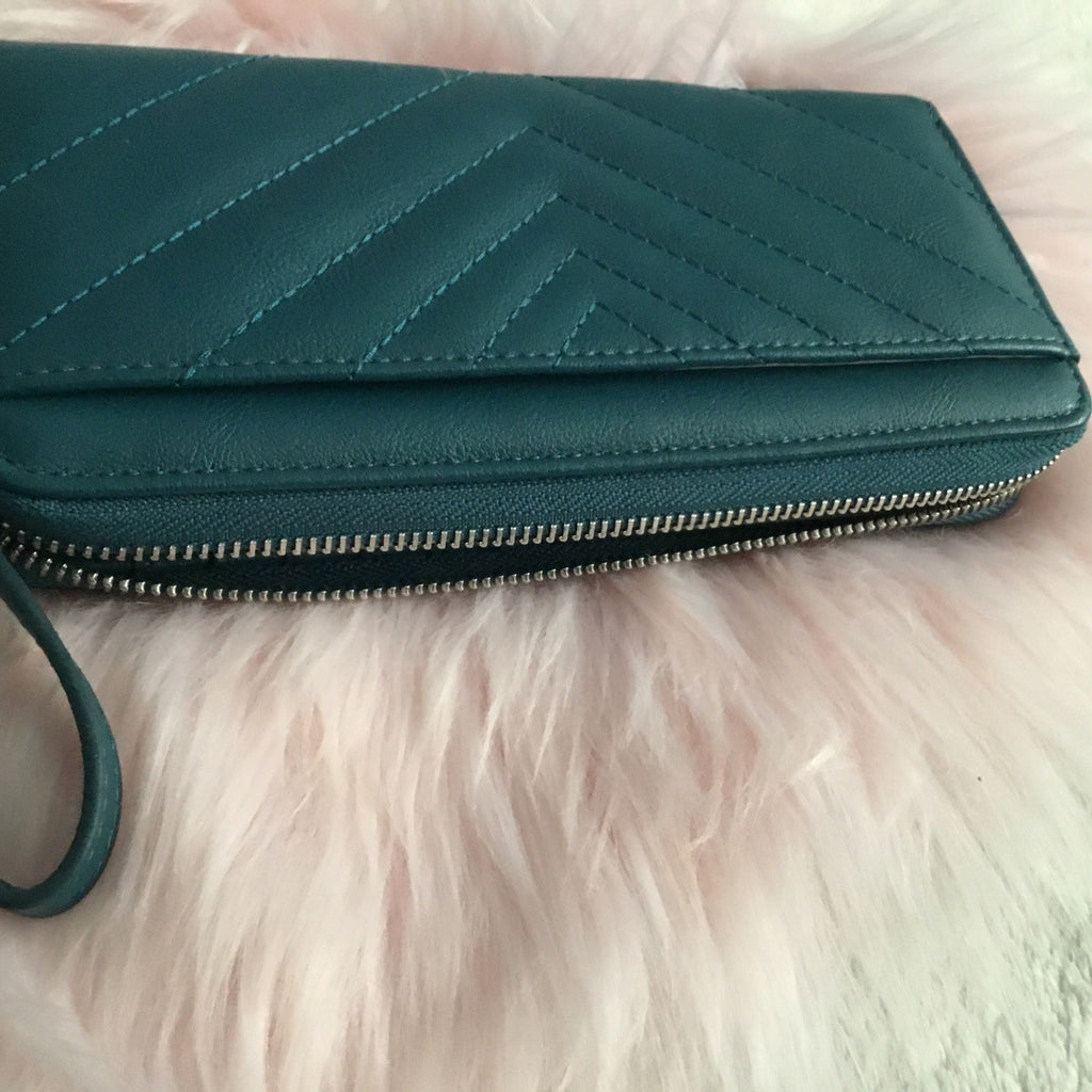 I.N.C. International Concepts Hazell Zip Around Wristlet Gulf Coast 