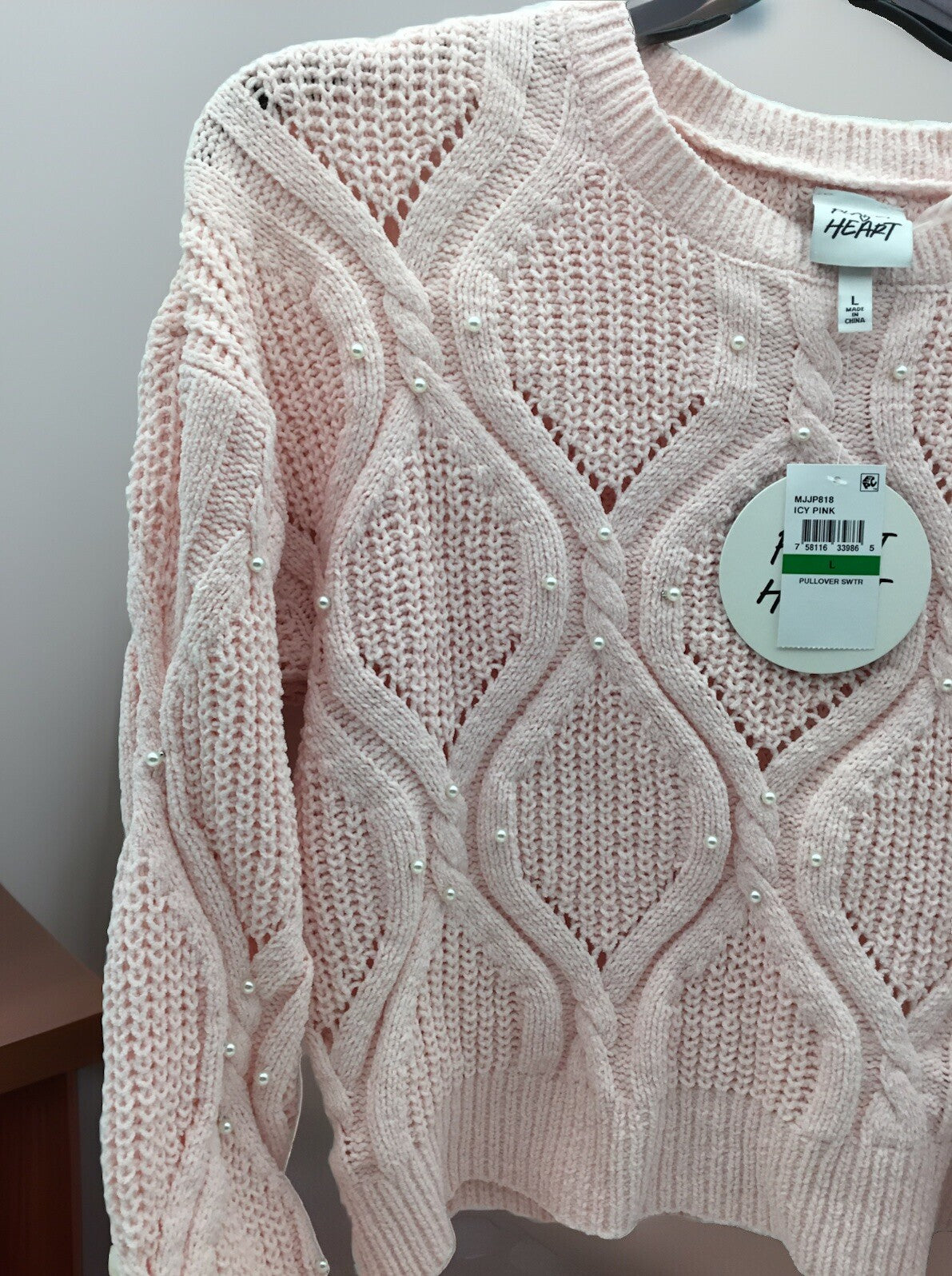 Planet heart Pullover Sweater Icy Pink Large 