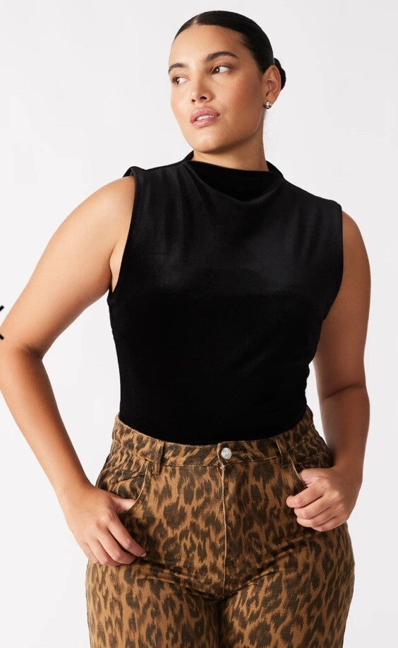 Steve Madden Black Bodysuit Size Small New With Tags Snap Bottom