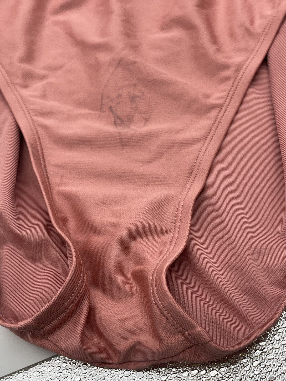 MSRP $108 Dkny Peek-A-Boo Twist One-Piece Womens Pink Size 16