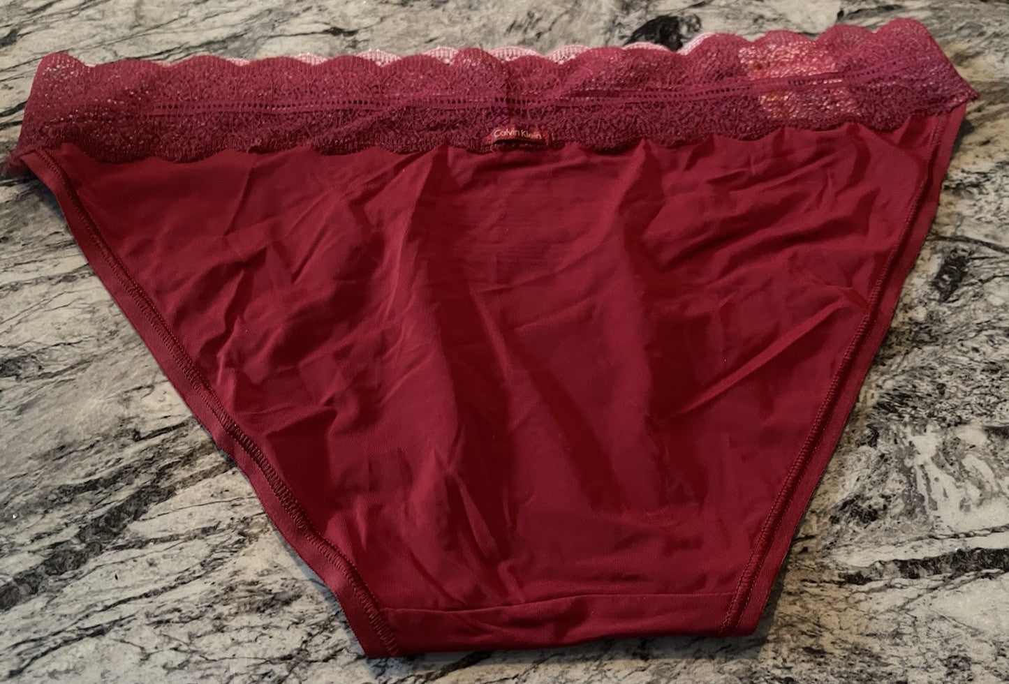 Calvin Klein Women's Lace Trim Bikini Underwear QD3838 XS