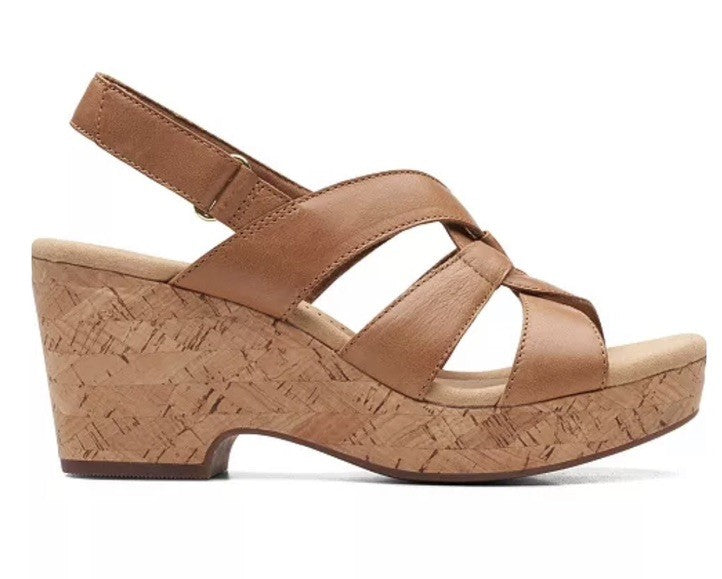 Clarks Giselle Sandals Women's 7.5M Tan Leather