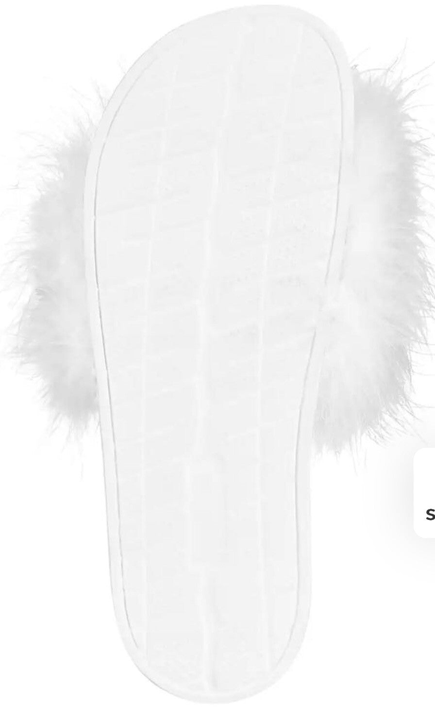 INC International Concepts Sandal Slides Sz XL 11-12 White Fluffy Faux Maribou