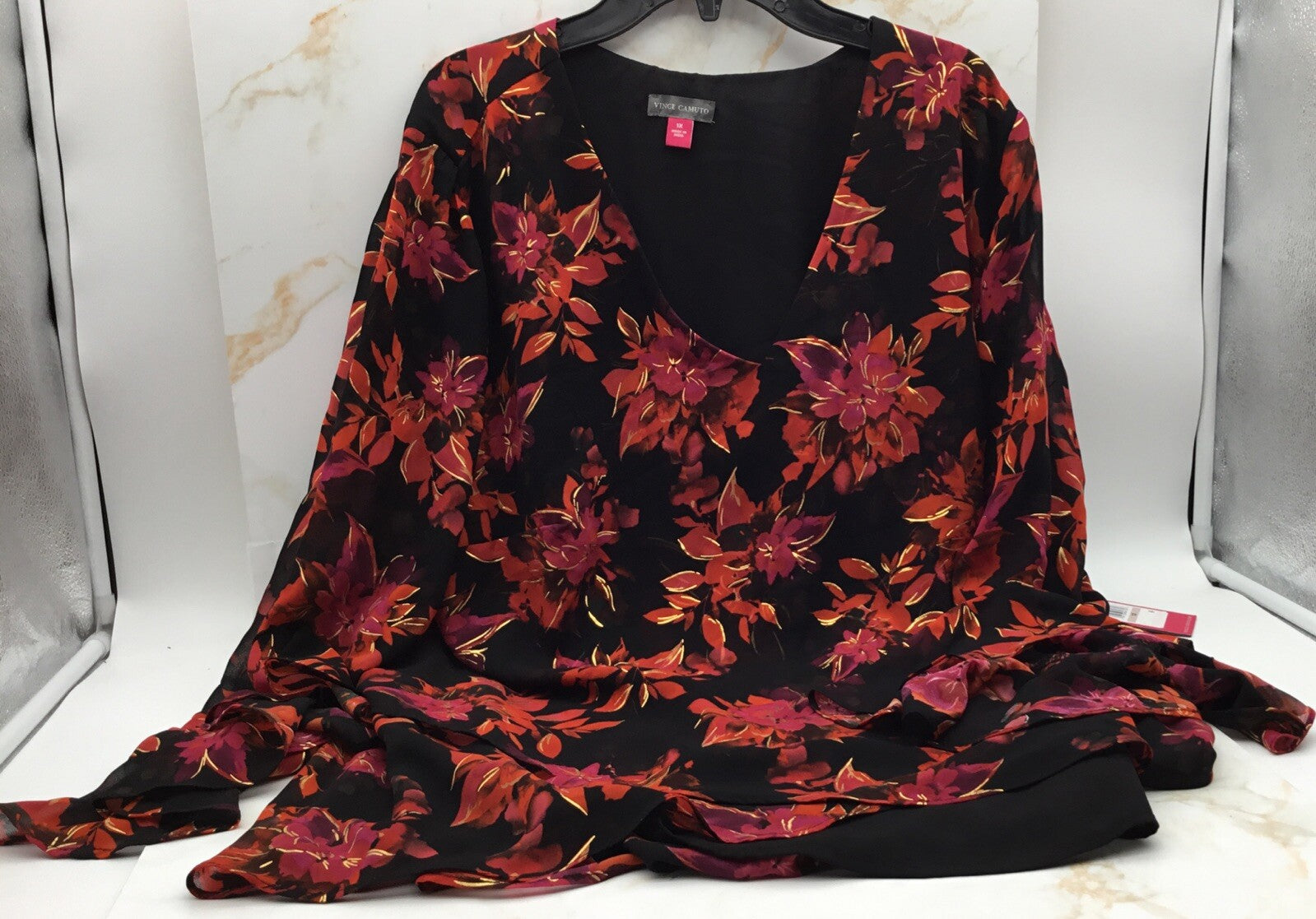 Vince Camuto Women's Black Floral-Print Flutter-Sleeve V-Neck Tunic Plus Size 1X