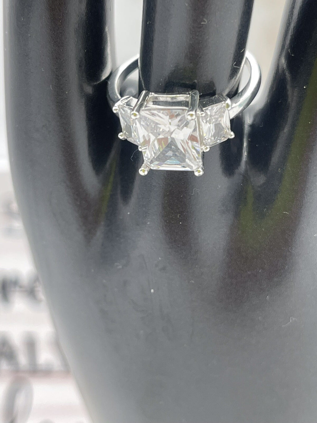 Character Club Cubic Zirconia Silver Plated Women’s Ring Size 9-