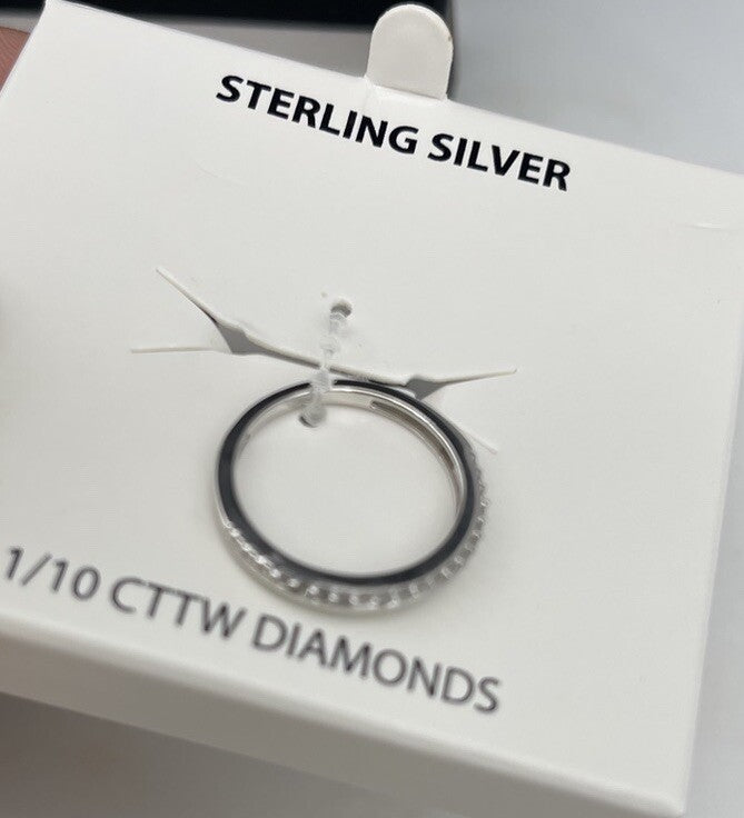 R.h.Macy & Co Sterling Silver 1/10 Cttw Diamonds Women’s Band Ring 