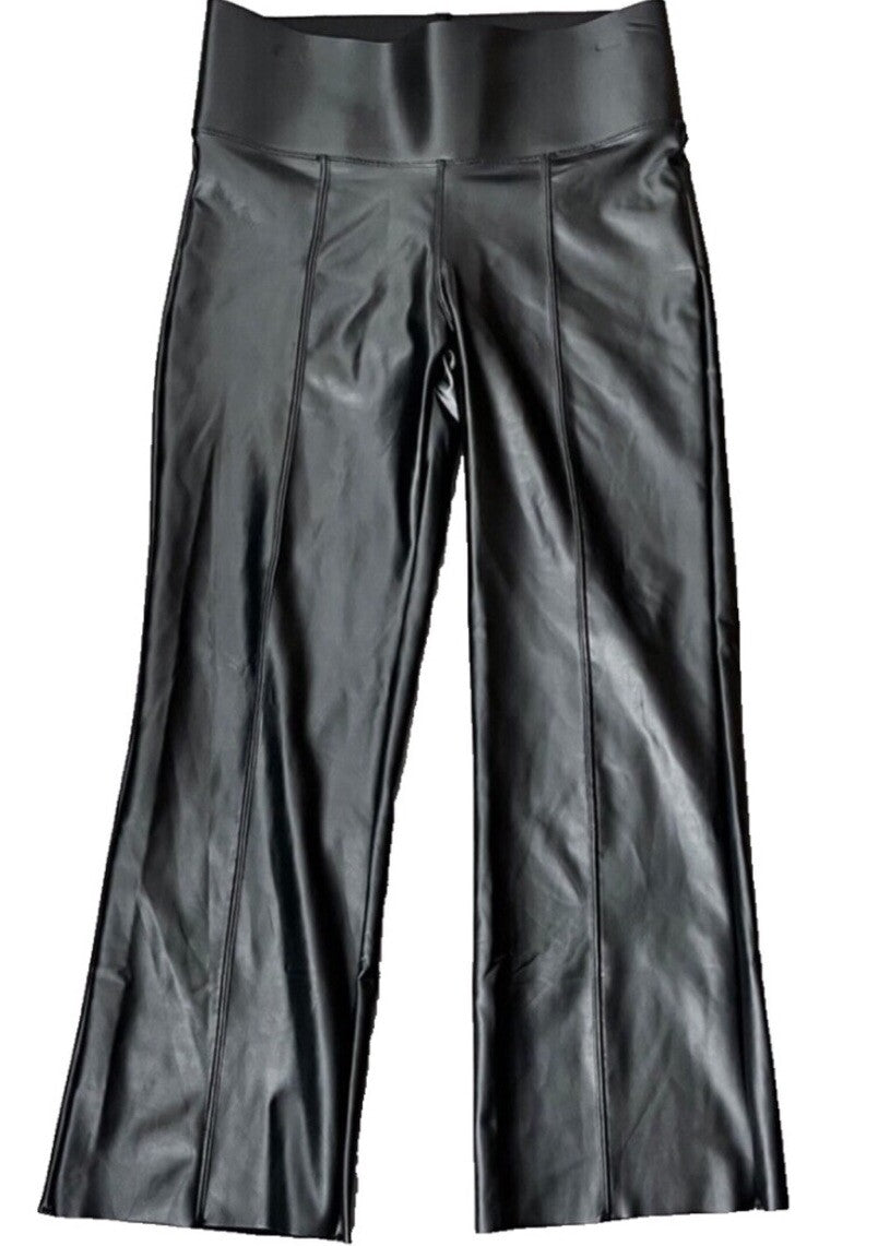 Hue Women’s Flat-testing Fit Slimming Tummy Control Black Size M