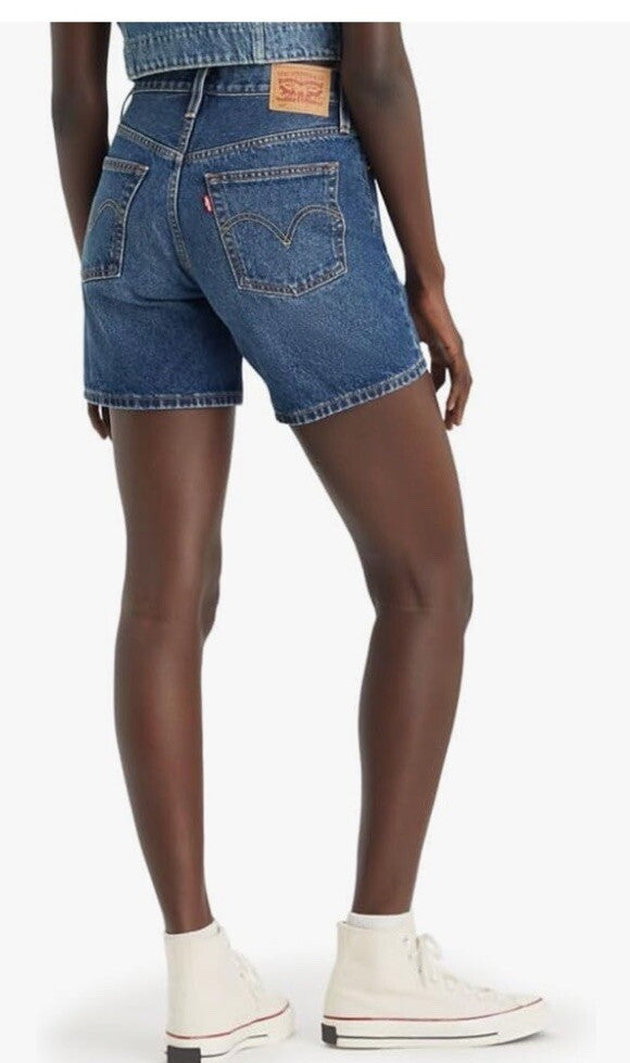 levis 501 mid thigh shorts Women’s 32W Color Pleased To Meet You 