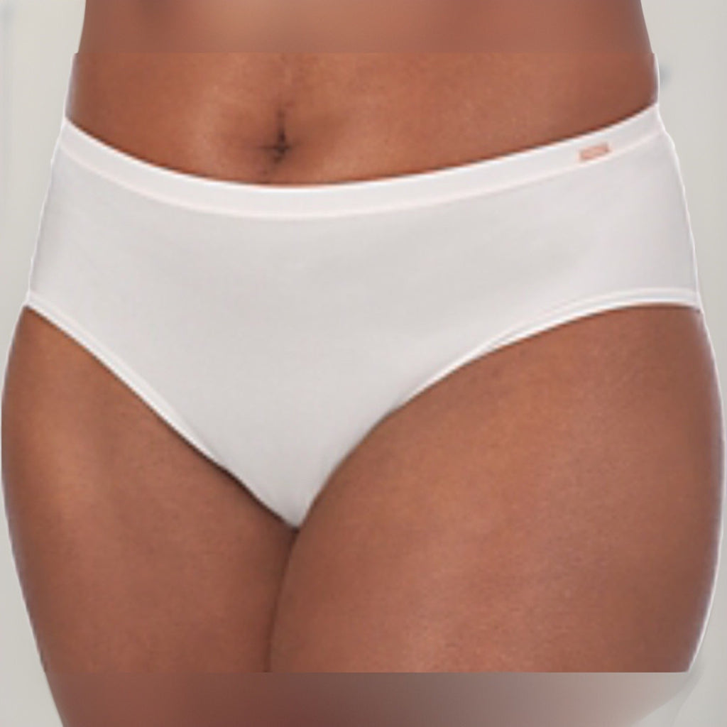 Le Mystere Women's Infinite Comfort Hipster Panty, Pearl, Small