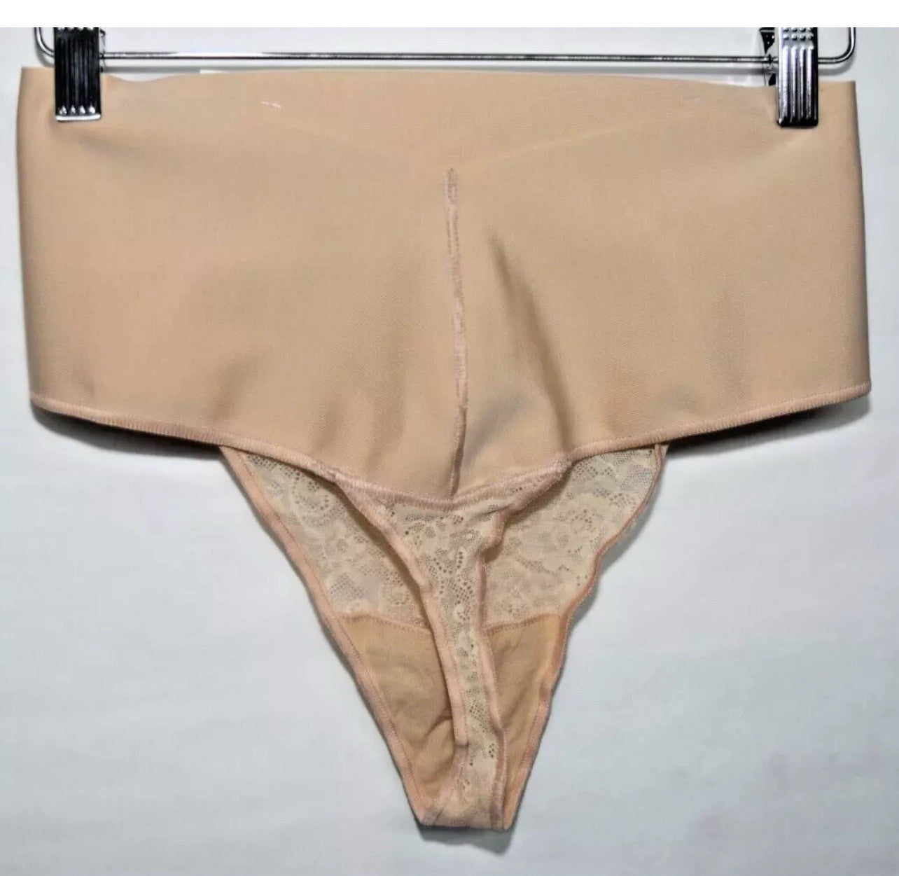 NWT Maidenform Tame Tummy Smoothing Waist Lace Thong Shapewear L Beige Size L