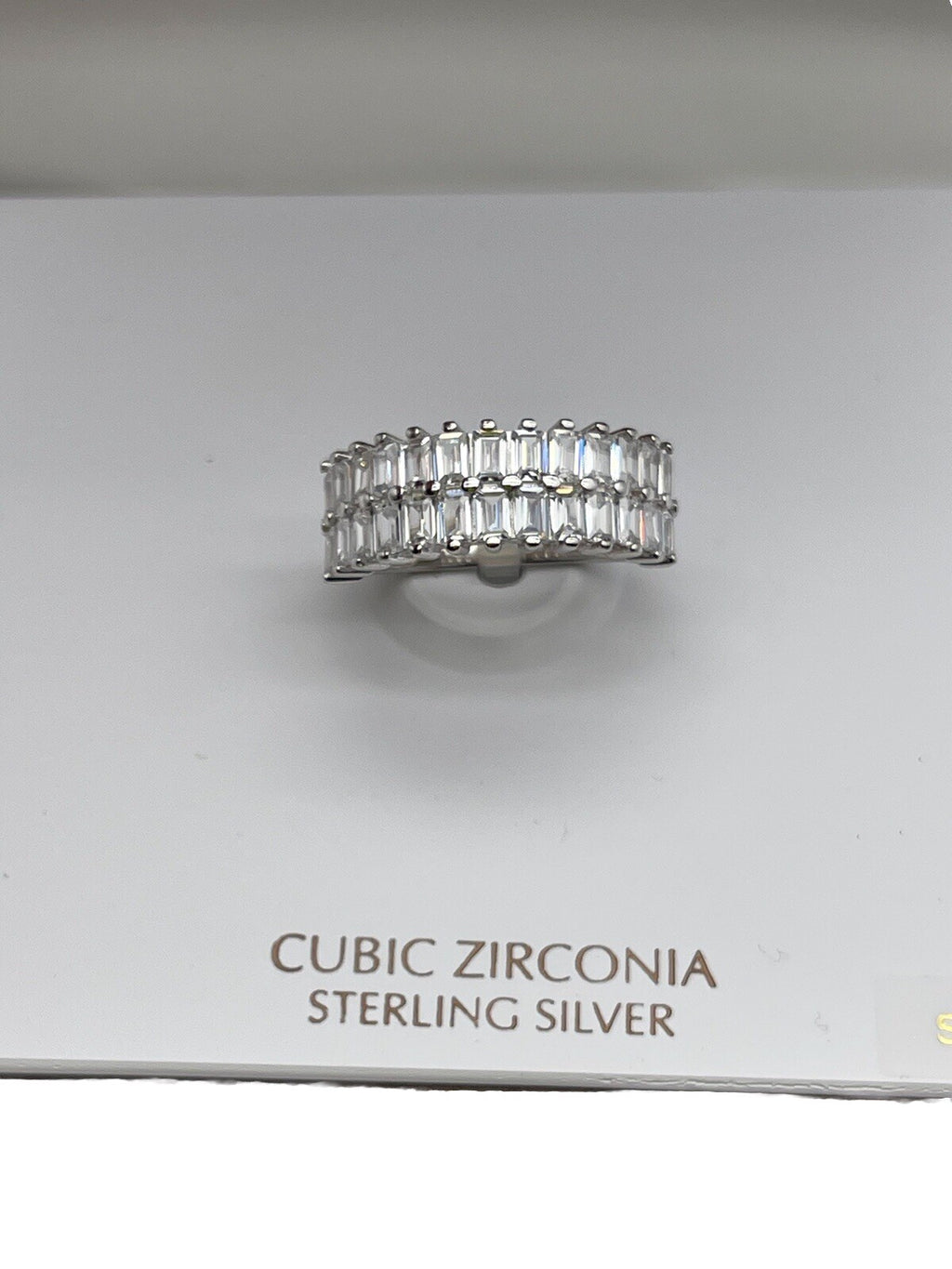 Sterling Zirconia Sterling Silver Women’s Beautiful Ring Size 7