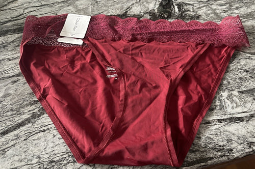 Calvin Klein Women's Lace Trim Bikini Underwear QD3838 Red