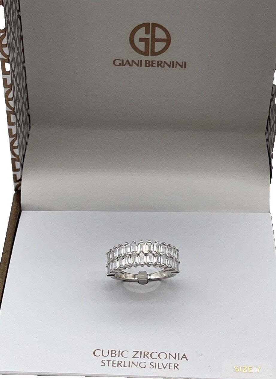 Sterling Zirconia Sterling Silver Women’s Beautiful Ring Size 7