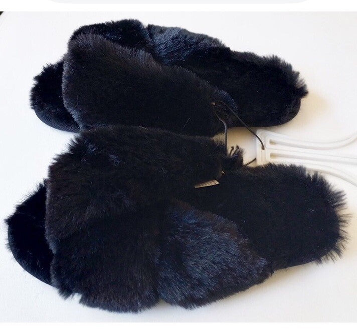 Jenni Faux Fur Solid Crossband Slippers L 9-10 NWT Soft Black