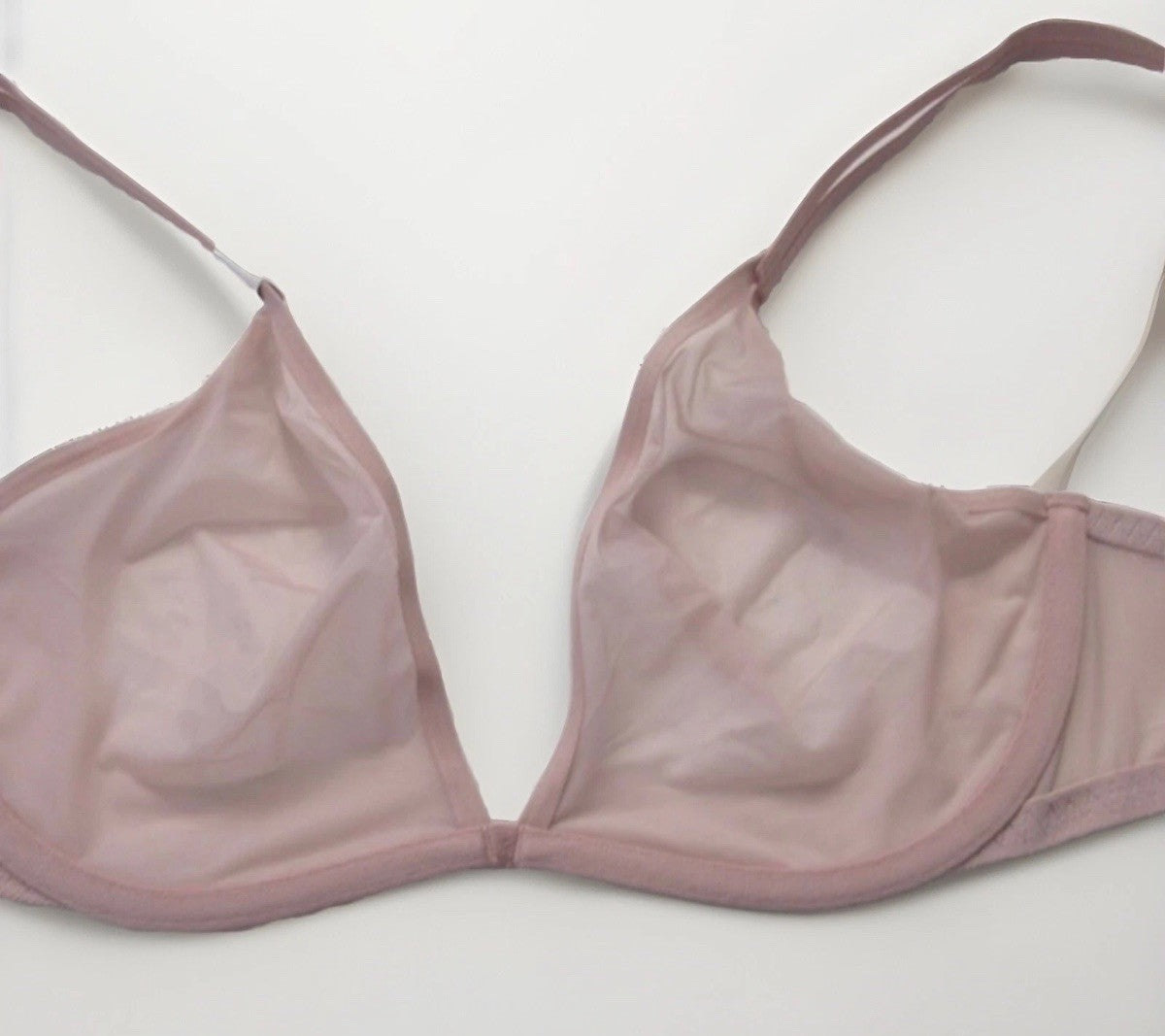 NWT Womens Calvin Klein Blush Sheer Marquisette Unlined Underwire Plunge Bra 34D