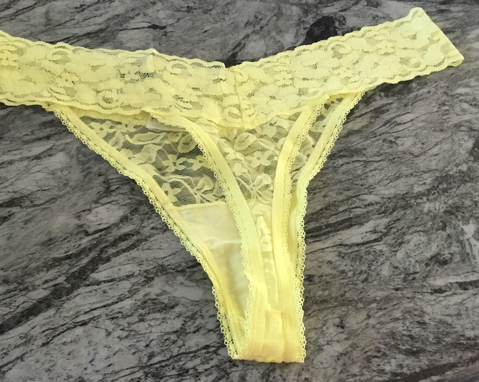 INC International Concepts Lace Thong Underwear Sundrop L