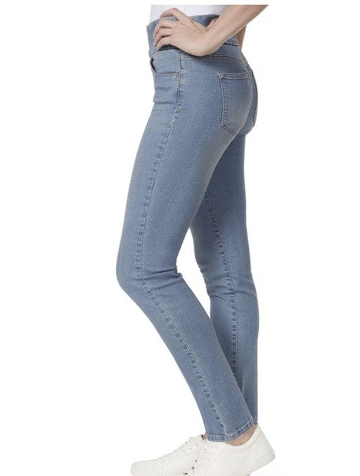 Gloria Vanderbilt Women's Blue Amanda Pull On Slim Straight Jeans Pants Size 4