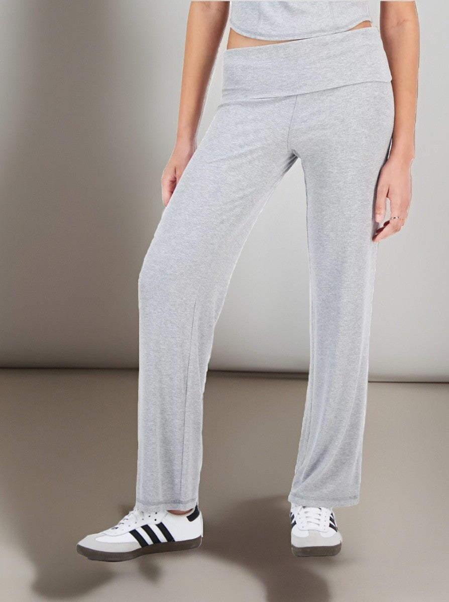 Ultra Flirt Juniors' High Rise Foldover-Waist Ribbed Knit Pants Grey Whisper S